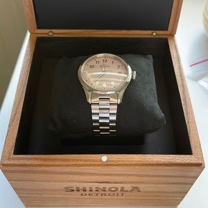 SHINOLA Ladies ‘The Vinton’ Pink Dial Watch Silver Band S0120141280